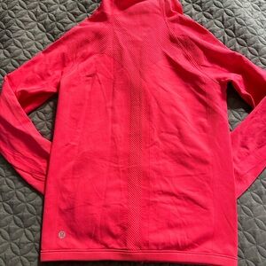 Lululemon long sleeves shirt with full zipper and pockets size 4